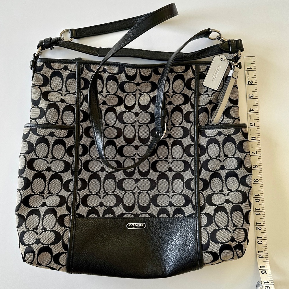 COACH Park Hobo Signature C Jacquard